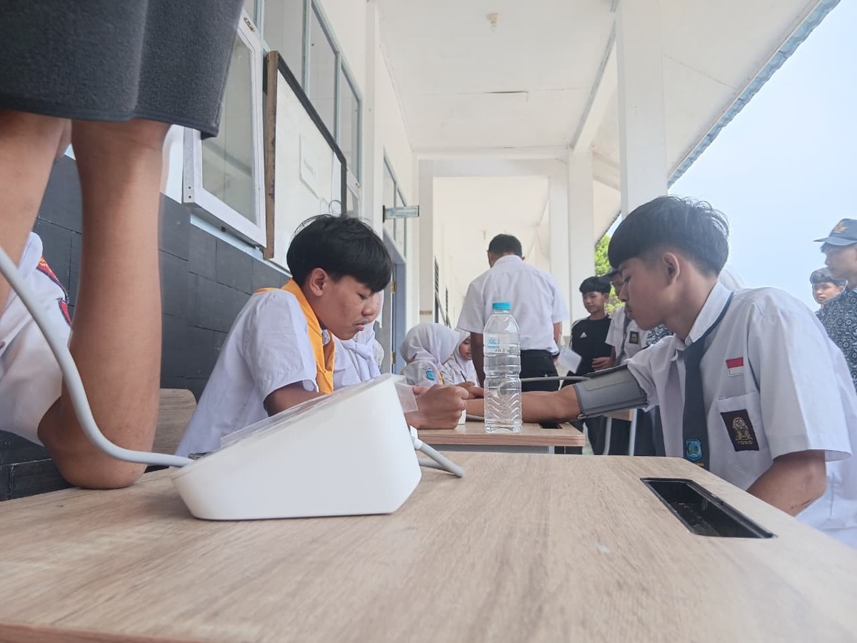 Sinergi Sehat Vokasi: Puskesmas Rongga Gelar Program Cek Kesehatan Gratis bagi Siswa SMKN 1 Rongga