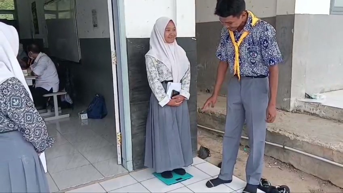 Dukungan Manajemen Sekolah: Rizal Firmansyah, S.Hut., M.P. Sambut Hangat Program Puskesmas Rongga