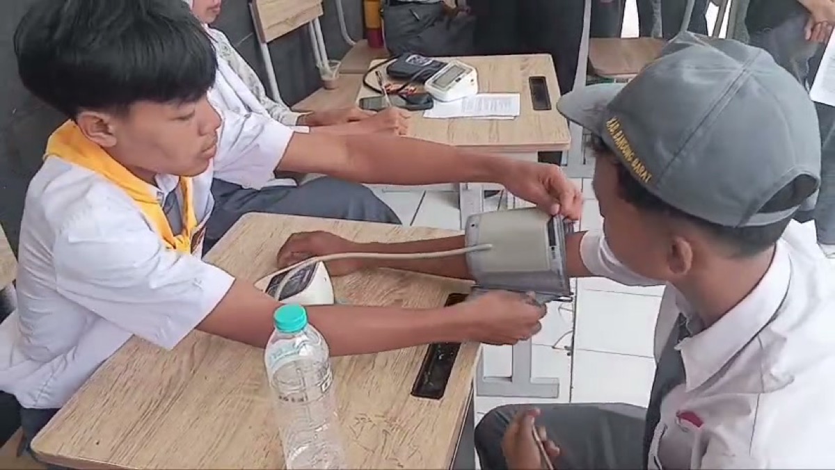 Ketahanan Fisik di Lapangan Terbuka: Skrining Stamina Khusus Siswa Jurusan Pertanian ATPH